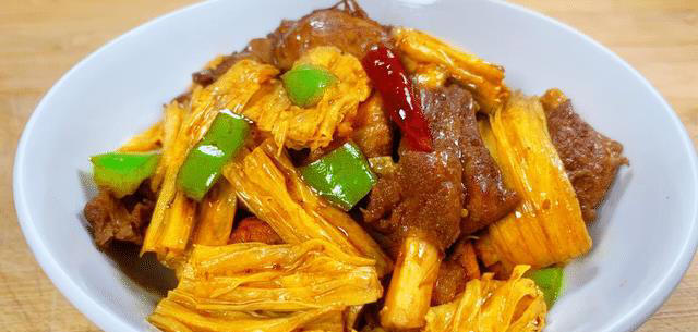 滋补解暑，比猪肉便宜，比羊肉好吃！夏天流汗多，常吃这种肉！
