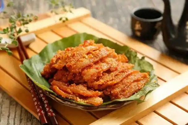 巧用食材特性调出更有层次的家味,在家学做荷叶蒸肉!